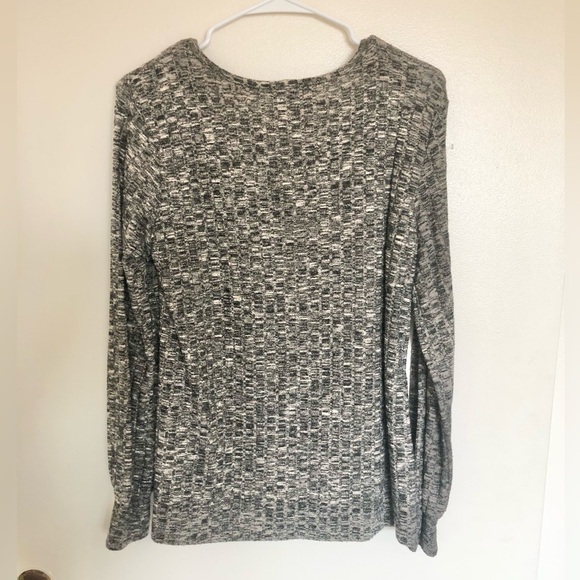 Adrienne Vittadini Gold Button Detailed Long Sleeve Blouse - Picture 3 of 6